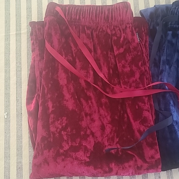 Pj's - Picture 1 of 4